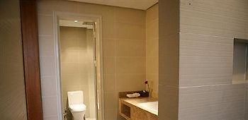 Zhengzhou Grenada Hotel Екстериор снимка